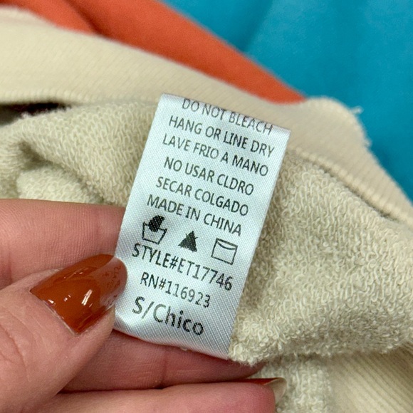 Easel Colorblock Crewneck Sweatshirt Blue Coral Cream Cotton Size Small EUC - Picture 9 of 9